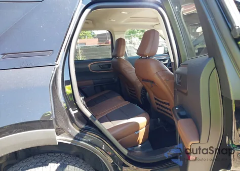 2022 Ford Bronco Sport Badlands z USA, uszkodzony, nr VIN 3FMCR9D90NRD49789